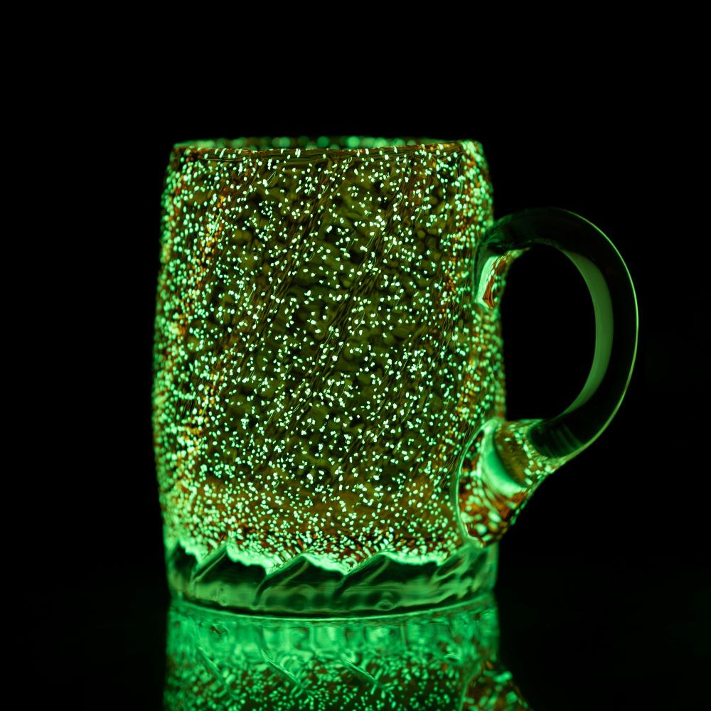 Fluorescenční - svítící skleněný půllitr - obrázek