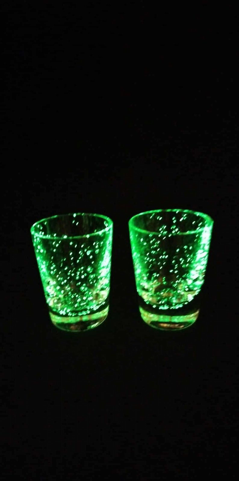 Skleněný panák svítící Doprodej - obrázek