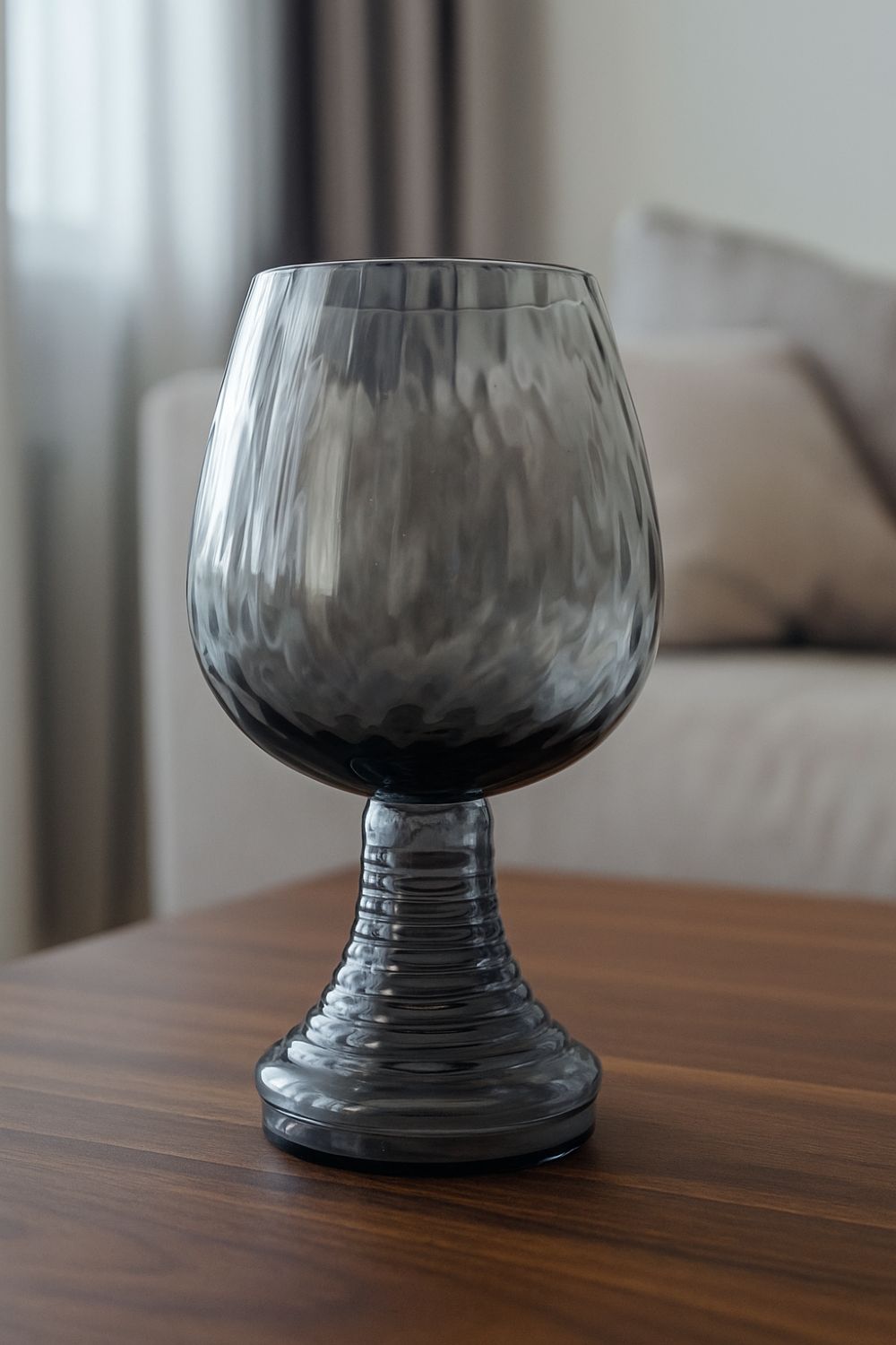 Skleněný pohár Říman KOUŘ Doprodej - obrázek