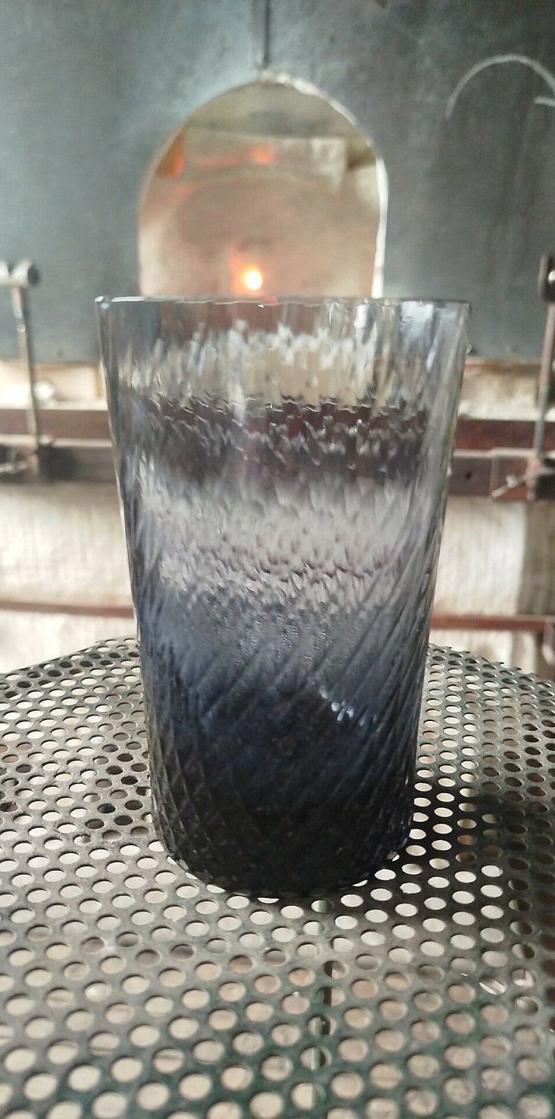 Skleněnice v barvě modrého kouře Doprodej - obrázek