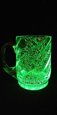 obr/003/i003389-565223268-1124747666445773.jpg Skleněný půllitr na pivo Doprodej svítící - obrázek