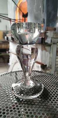 obr/003/i003454-564669931-1022315939990548.jpg Skleněný svícen křišťál - obrázek