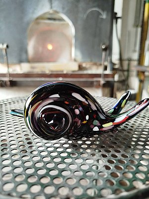 Skleněný šnek černý Multi - obrázek