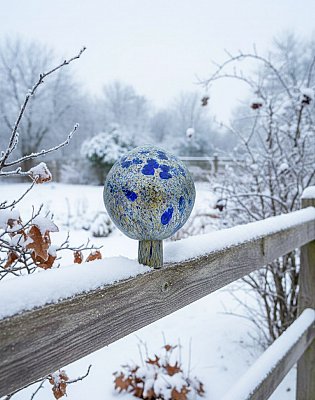 Skleněná koule na plot Modrá stříbro 14cm - obrázek