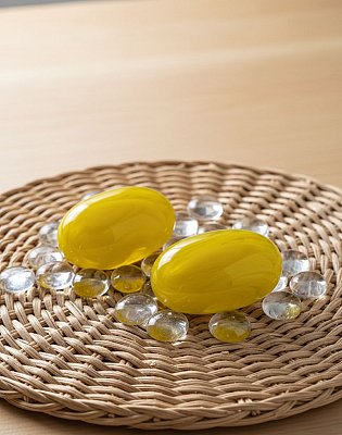 Skleněný kamínek Žlutý - obrázek